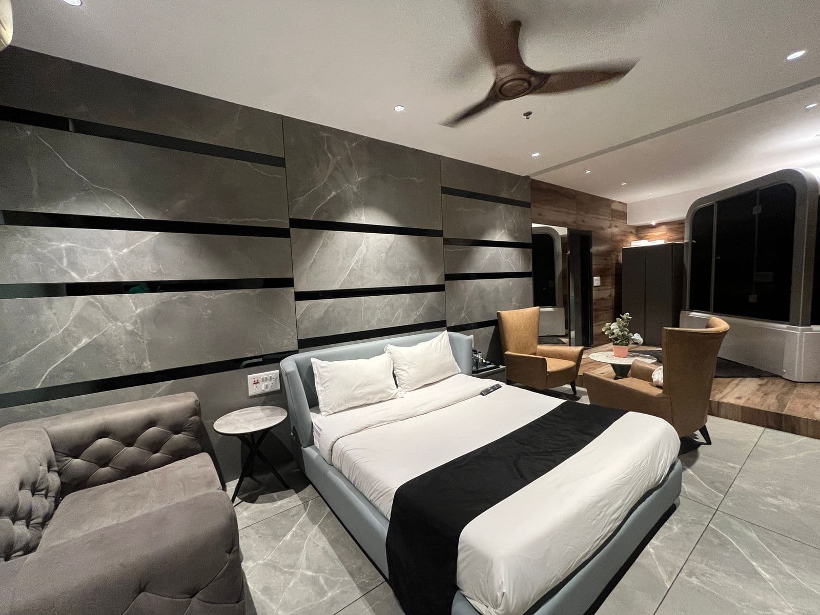 Guest room 111 interior